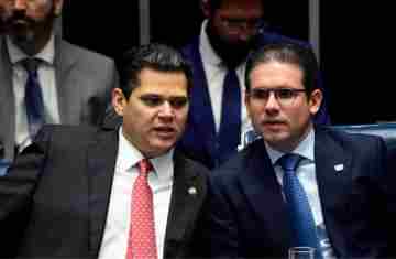  Tarifaço: Congresso pede diálogo nos campos comercial e diplomático 